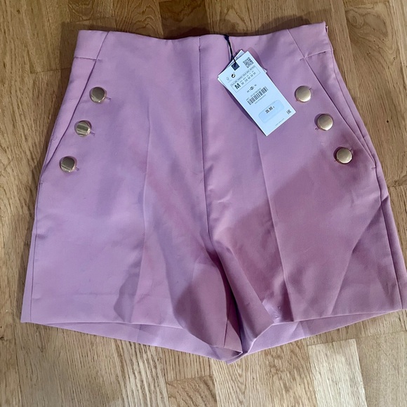Zara pleated shorts - Sizes Small and Medium - Picture 6 of 6